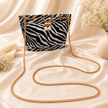 Contrasting Stripe Mini Bucket Bag