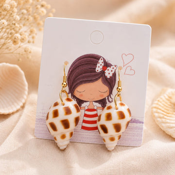 Chic Spotted Shell Drop Earrings